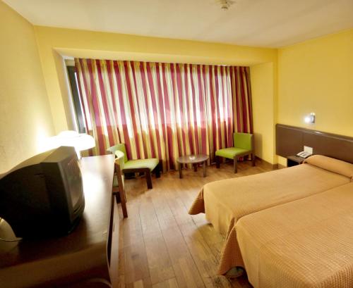 Habitación Doble del hotel Sant Eloi. Foto 1