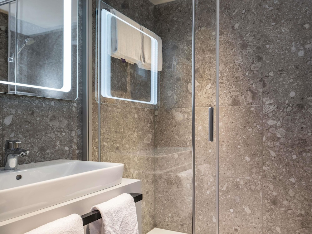 Habitación Estándar con cama doble del hotel Ibis Styles Graz Messe. Foto 11