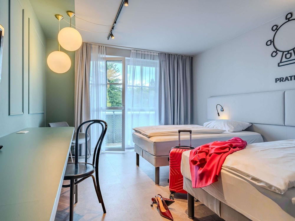 Habitación estándar con 2 camas individuales del hotel Ibis Styles Graz Messe. Foto 9