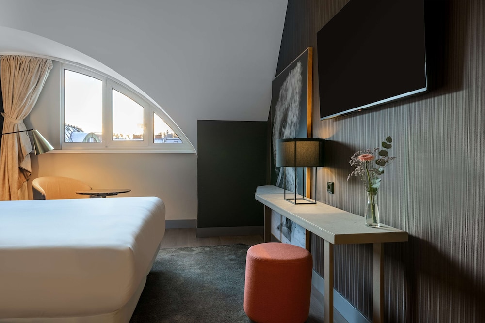 Habitación Premium del hotel NH Collection Salzburg City. Foto 3
