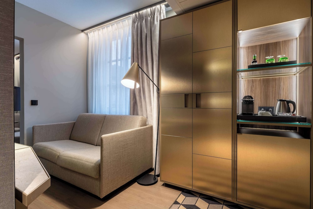 Habitación Premium del hotel NH Collection Salzburg City. Foto 6