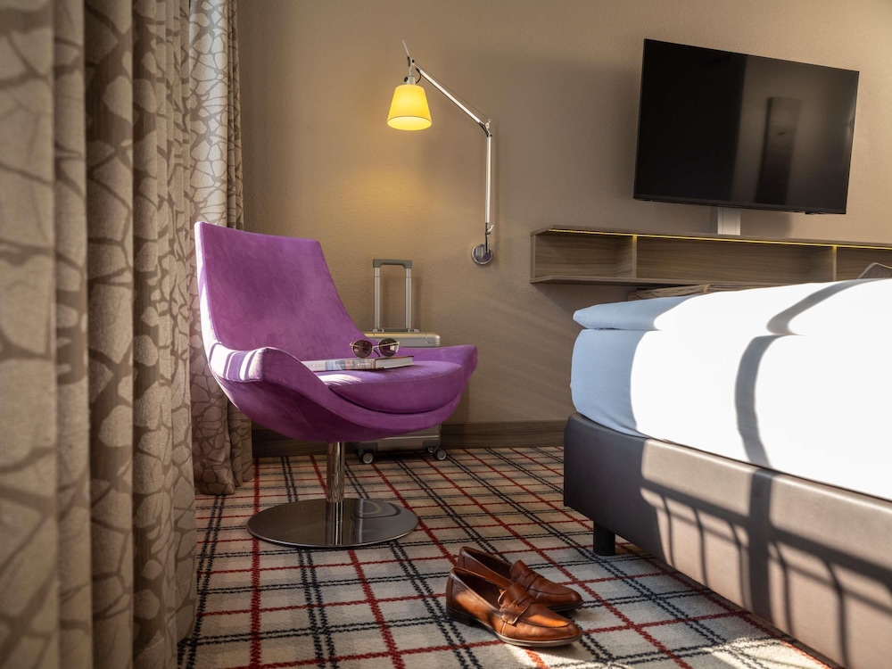 Habitación doble de categoría superior del hotel Mercure Salzburg City. Foto 4