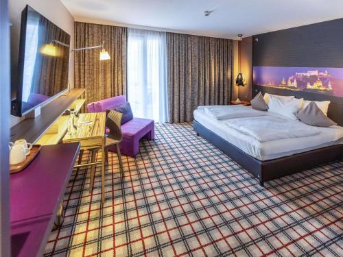 Habitación Doble Deluxe del hotel Mercure Salzburg City. Foto 9