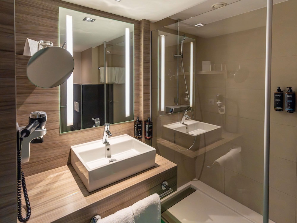 Habitación Privilege doble del hotel Mercure Salzburg City. Foto 6