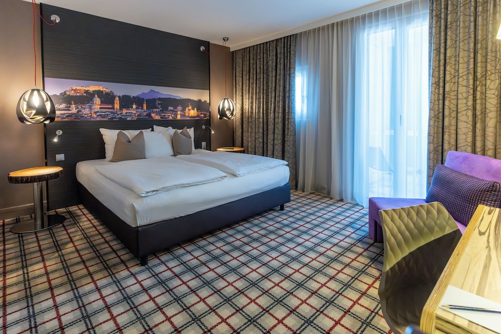 Habitación doble Lujo 1 Cama king del hotel Mercure Salzburg City. Foto 2