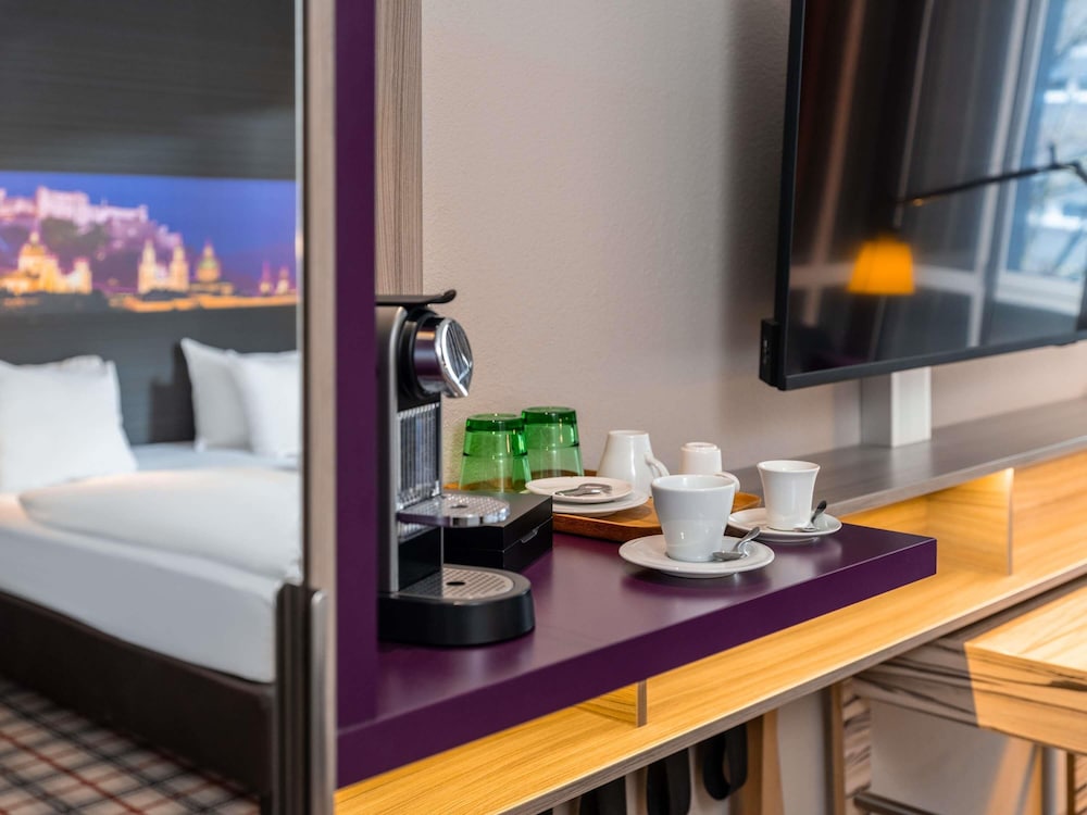 Habitación doble Lujo 1 Cama king del hotel Mercure Salzburg City. Foto 7