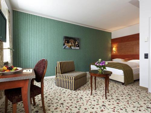Habitación Doble Clásica del hotel Grand Mercure Biedermeier Wien. Foto 1