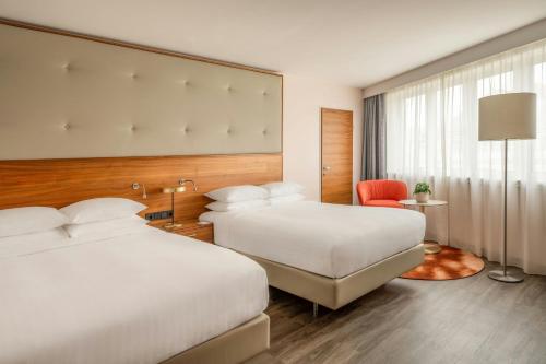 Habitación Doble Executive con acceso al club lounge M - 2 camas dobles del hotel Vienna Marriott