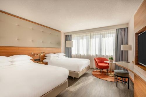 Habitación Doble Executive con acceso al club lounge M - 2 camas dobles del hotel Vienna Marriott. Foto 1