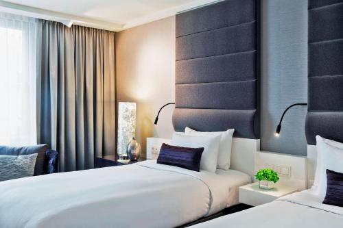 Habitación Doble Clásica - 2 camas del hotel Renaissance Vienna Schönbrunn