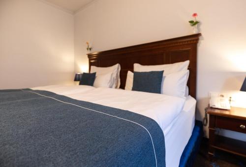 Standard King Room with Vienna City View del hotel Garner Vienna - Prinz Eugen by IHG. Foto 3