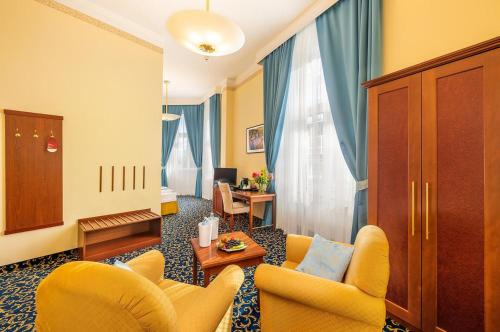Suite Junior del hotel Bellevue. Foto 3