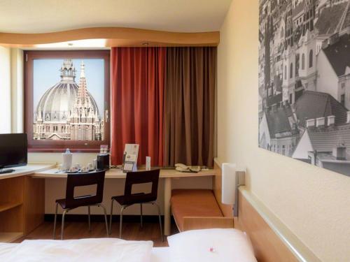 Habitación Doble Estándar del hotel Ibis Wien Mariahilf. Foto 3