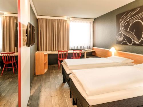 Habitación Doble Estándar del hotel Ibis Wien Mariahilf. Foto 9