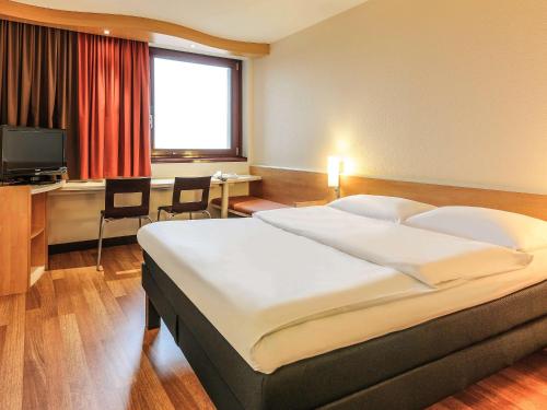 Habitación Doble Estándar del hotel Ibis Wien Mariahilf. Foto 10