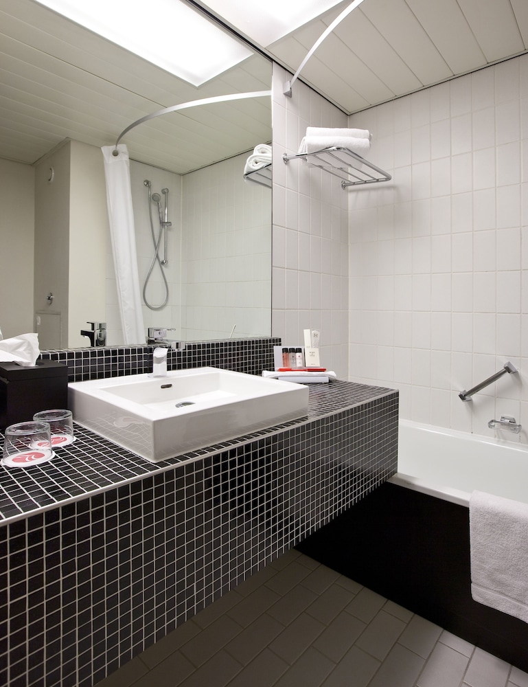Habitación clásica con 2 camas individuales del hotel Mercure Antwerp City South. Foto 5