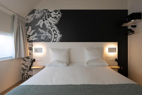 Habitación Doble con ducha del hotel Martin's Brugge. Foto 6