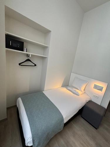Habitación Individual con ducha del hotel Martin's Brugge. Foto 1