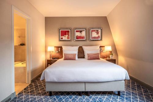 Suite Junior del hotel Warwick Brussels. Foto 3