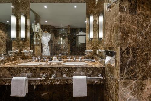 Suite Warwick del hotel Warwick Brussels. Foto 6