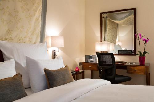 Habitación Premium con cama grande del hotel Warwick Brussels