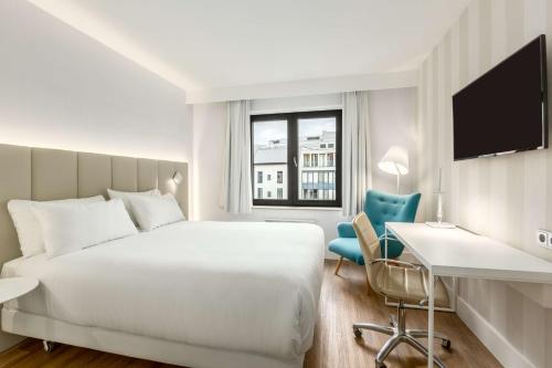 Habitación Doble Superior - 1 o 2 camas del hotel Nh Brussels Grand Place Arenberg. Foto 9