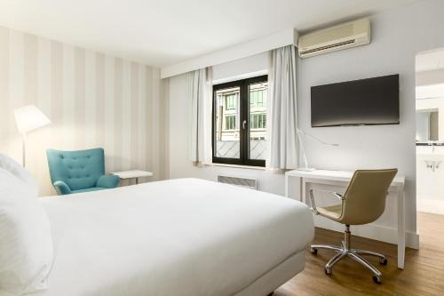 Habitación Doble Superior - 1 o 2 camas del hotel Nh Brussels Grand Place Arenberg. Foto 10