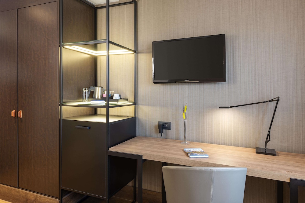 Habitación estándar del hotel Nh Geneva Airport. Foto 8