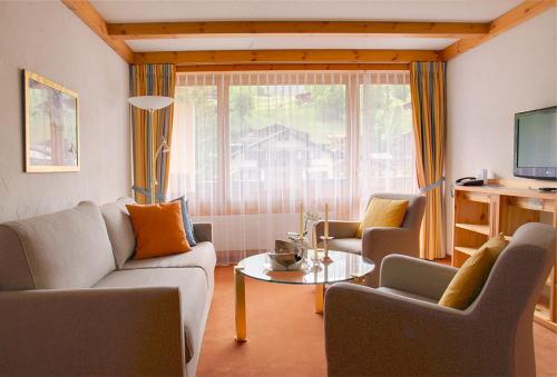 Suite con vistas a la montaña Eiger del hotel Sunstar Grindelwald