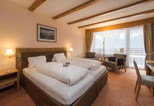 Habitación Doble con vistas a la montaña Eiger del hotel Sunstar Grindelwald