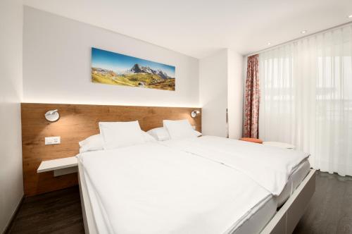 Habitación Doble Estándar - 2 camas del hotel Bernerhof. Foto 13