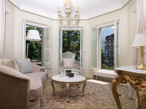 Suite Junior Deluxe del hotel Grand Beau Rivage Interlaken. Foto 6