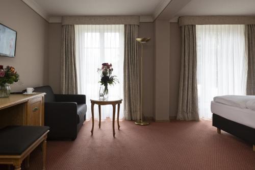 Habitación Doble Confort - 1 o 2 camas del hotel Grand Beau Rivage Interlaken. Foto 1