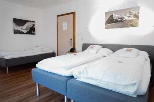 Habitación Triple del hotel Weisses Kreuz. Foto 6