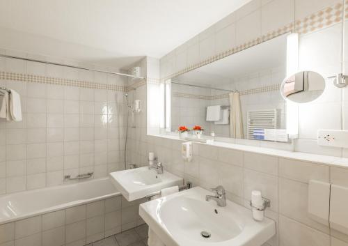 Habitación Doble del hotel Monopol. Foto 3
