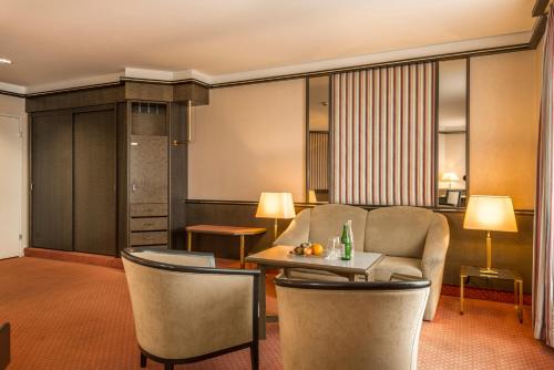 Suite Junior del hotel Monopol. Foto 9