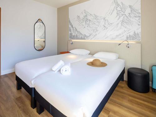 Habitación Doble Estándar - 2 camas del hotel Ibis Styles Luzern. Foto 9