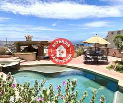 Castillo Blarney Inn