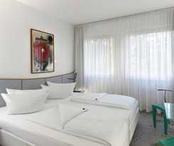 Radisson RED Berlin Kudamm