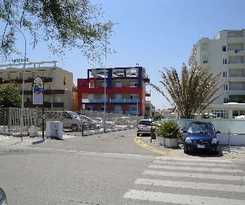 La Nave Residence