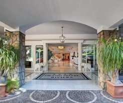 Hotel Grand  Riviera