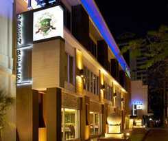 The Green Bells New Petchburi