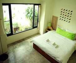 Early Bird Bed and Breakfast - Adults Only