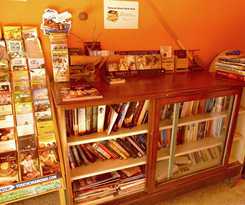 Hollanda Montri Guesthouse
