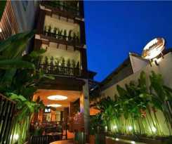 Anoma Boutique House