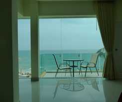 Hotel Samui Beach Resort