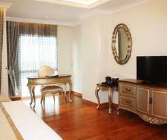 Lk The Empress Pattaya