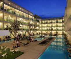 The Old Phuket - Karon Beach Resort