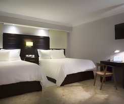 Plaza Florida Suites