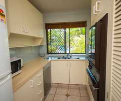 Broadwater Shores Waterfront Apartments